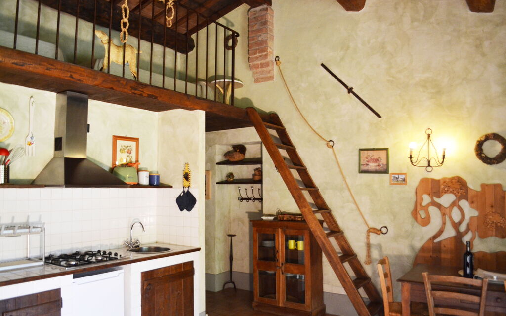 Appartamento Il Fienile Del Sole, Wifi, Perugia: Autunno, Cucina, Estate, Inverno, Primavera