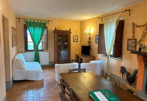 Appartamento Il Cantico Del Gallo, Wifi, Near Perugia: Autumn, Living Room, Spring, Summer