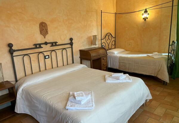 Appartamento Il Cantico Del Gallo, Wifi, Near Perugia: Autumn, Bedroom, Spring, Summer