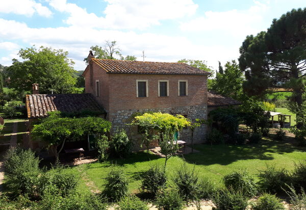 Appartamento Bellosguardo, Wifi, Near Perugia: Autumn, Building Exterior, Spring, Summer, Winter