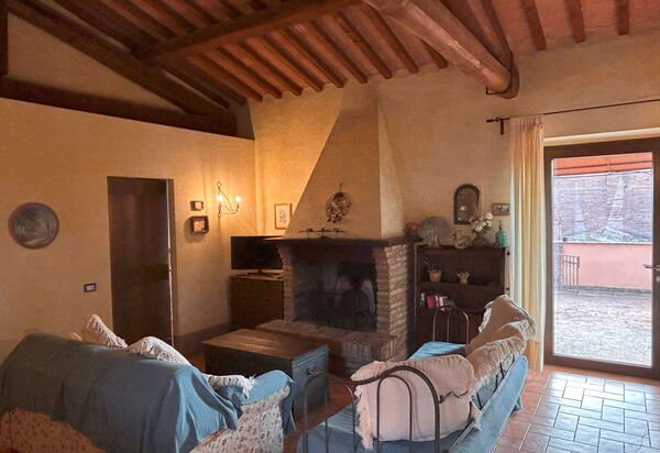 Appartamento Bellosguardo, Wifi, Near Perugia: Autumn, Living Room, Spring, Summer