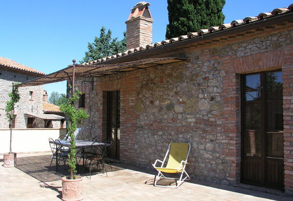 Appartamento Bellosguardo, Wifi, Near Perugia: Autumn, Main Entrance, Spring, Summer