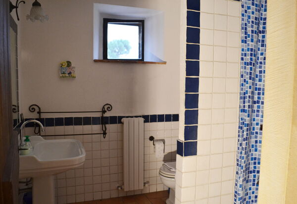 Appartamento Bellosguardo, Wifi, Near Perugia: Autumn, Bathroom, Spring, Summer, Winter