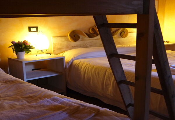 Appartamento Pietra Viva, Wifi, Near Perugia: Autumn, Bedroom, Spring, Summer, Winter