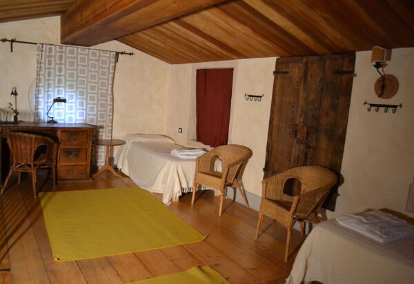 Appartamento Poggiolo, Wifi, Near Perugia: Autumn, Bedroom, Spring, Summer, Winter