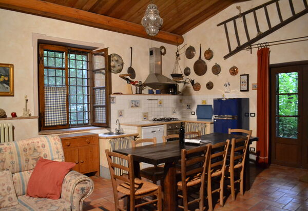 Appartamento Poggiolo, Wifi, Near Perugia: Autumn, Dining Room, Spring, Summer, Winter