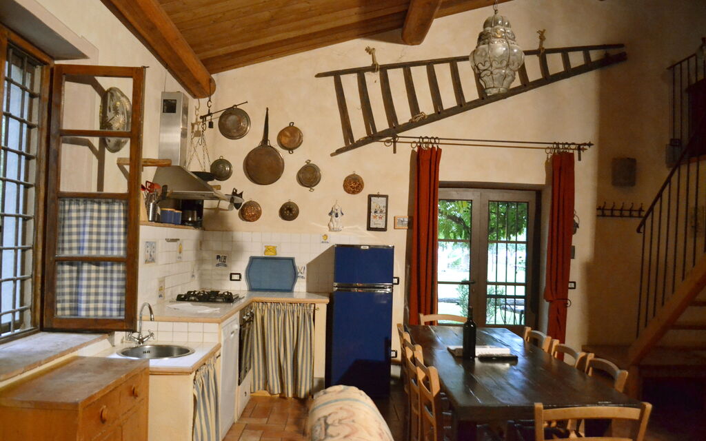 Appartamento Poggiolo, Wifi, Near Perugia: Autumn, Living Room, Spring, Summer, Winter