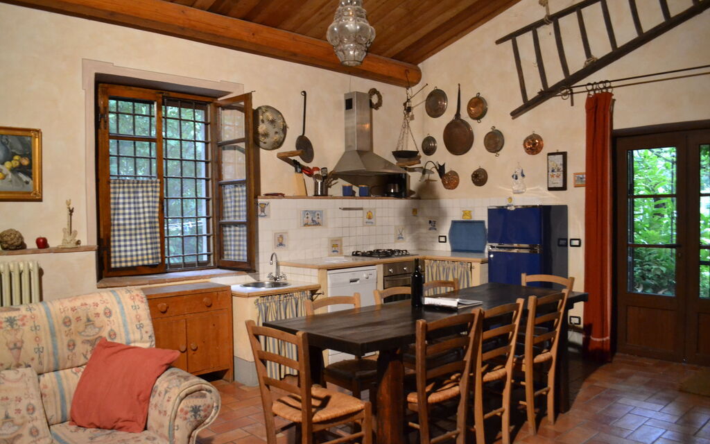 Appartamento Poggiolo, Wifi, Near Perugia: Autumn, Dining Room, Spring, Summer, Winter