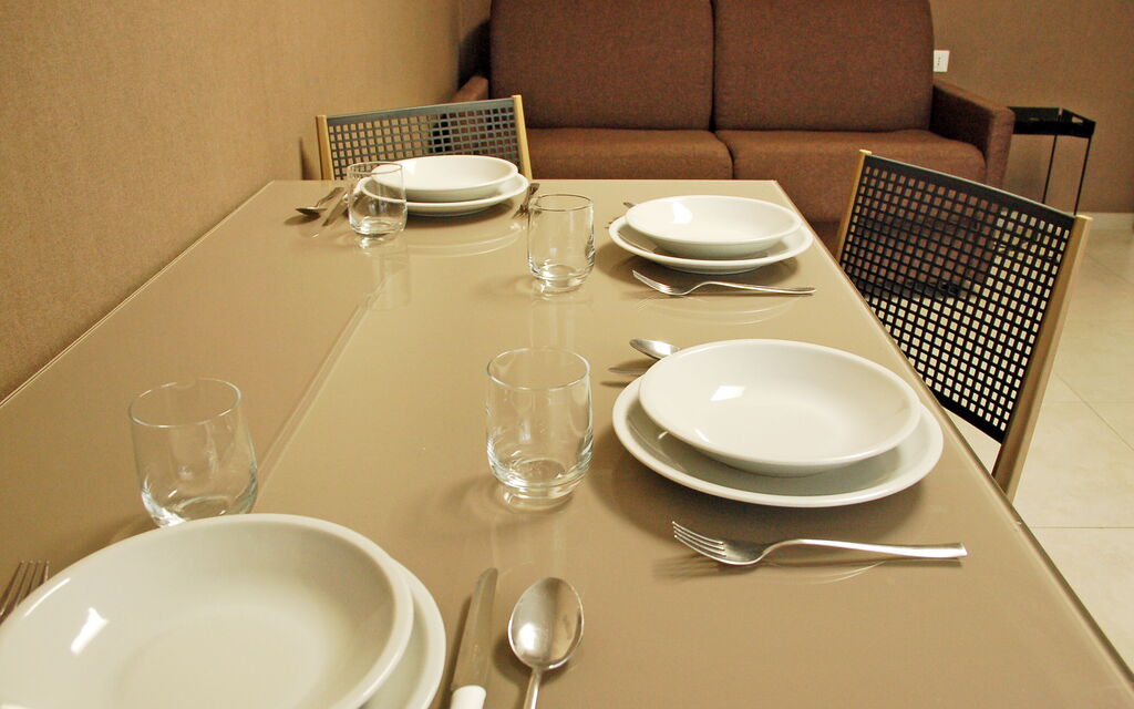 Marconi Seaside Residence, Pool, Wifi, Abruzzo - : Autunno, Estate, Primavera, Sala da pranzo