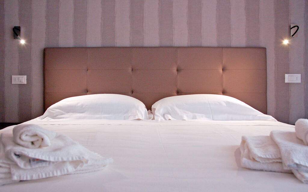 Marconi Seaside Residence, Pool, Wifi, Abruzzo - : Autunno, Camera da letto, Estate, Primavera