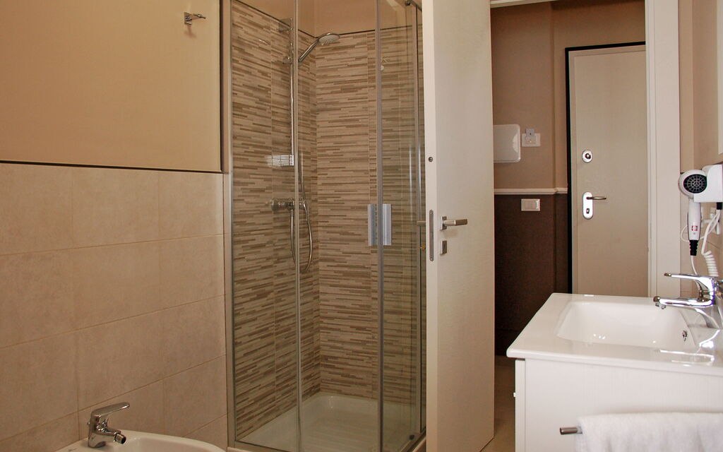 Marconi Seaside Residence, Pool, Wifi, Abruzzo - : Autunno, Bagno, Estate, Primavera