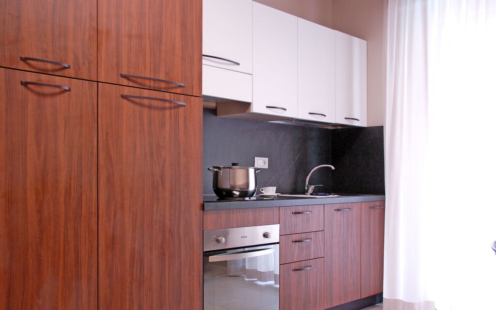 Marconi Seaside Residence, Pool, Wifi, Abruzzo - : Autumn, Bathroom, Spring, Summer