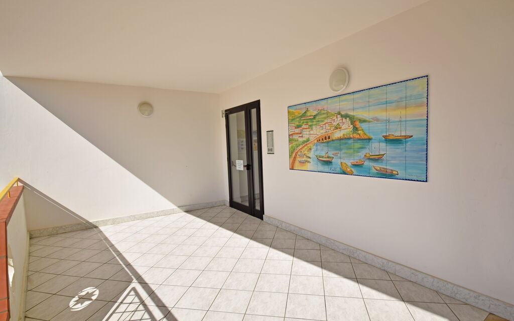 Appartamenti Della Rosa Seaside Abruzzo: Autumn, Balcony / Terrace / Patio, Building Exterior, Spring, Summer, Winter