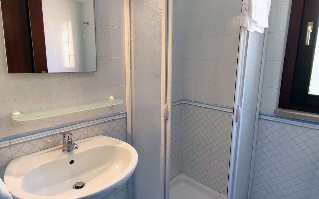 Appartamenti Della Rosa Seaside Abruzzo - : Autumn, Bathroom, Spring, Summer, Winter