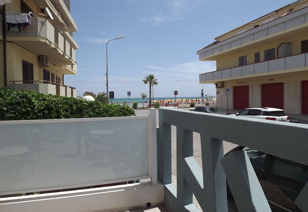 Residence Near The Sea - Abruzzo: Autunno, Estate, Esterni, Primavera