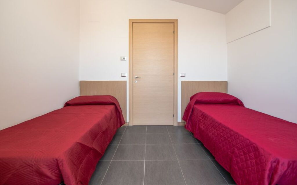 Residence Near The Sea - Abruzzo - : Autumn, Bedroom, Spring, Summer, Winter