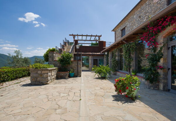 Country House Abate Pool, Ac, Wifi, Potenza: Autumn, Main Entrance, Spring, Summer