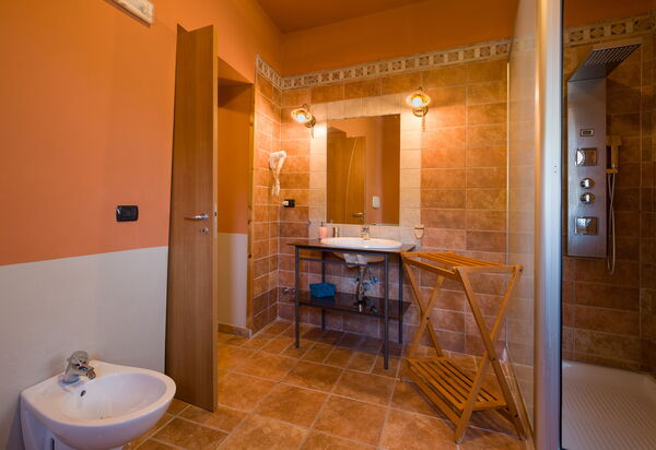 Country House Abate Pool, Ac, Wifi, Potenza: Autumn, Bathroom, Spring, Summer