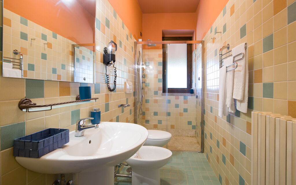 Country House Abate Pool, Ac, Wifi, Potenza: Autumn, Bathroom, Spring, Summer