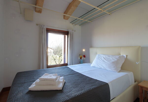 Silea Apartments, Pool, Garden, Treviso: Autumn, Bedroom, Spring, Summer