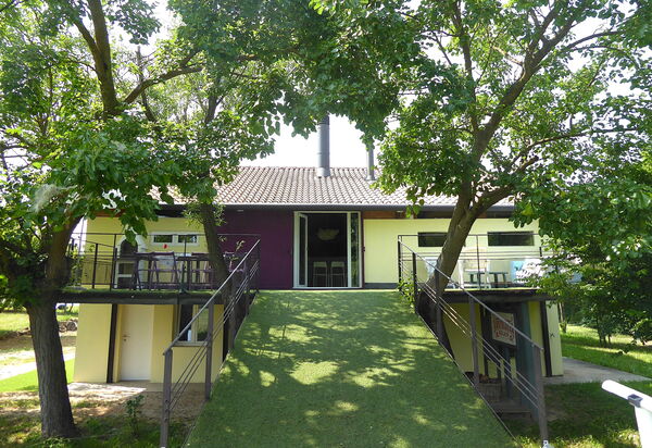 Silea Apartments, Pool, Garden, Treviso: Autumn, Main Entrance, Spring, Summer