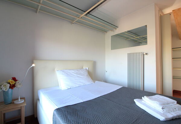 Silea Apartments, Pool, Garden, Treviso: Autumn, Bedroom, Spring, Summer