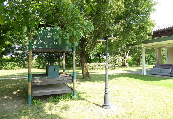 Silea Apartments, Pool, Garden, Treviso: Autumn, Garden, Spring, Summer