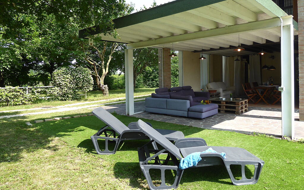 Silea Apartments, Pool, Garden, Treviso - : Autunno, Estate, Giardino, Primavera