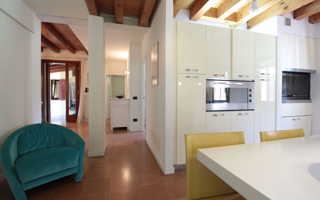 Silea Apartments, Pool, Garden, Treviso - : Autunno, Dettagli della stanza, Estate, Primavera