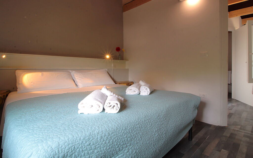 Silea Apartments, Pool, Garden, Treviso - : Autumn, Bedroom, Spring, Summer
