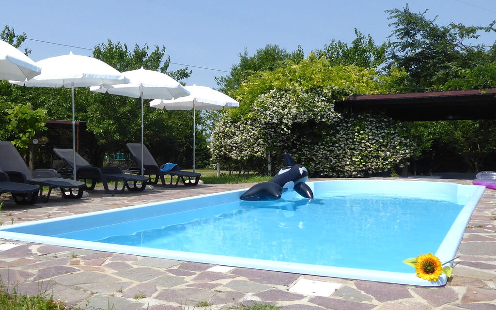 Silea Apartments, Pool, Garden, Treviso: Autunno, Estate, Piscina, Primavera