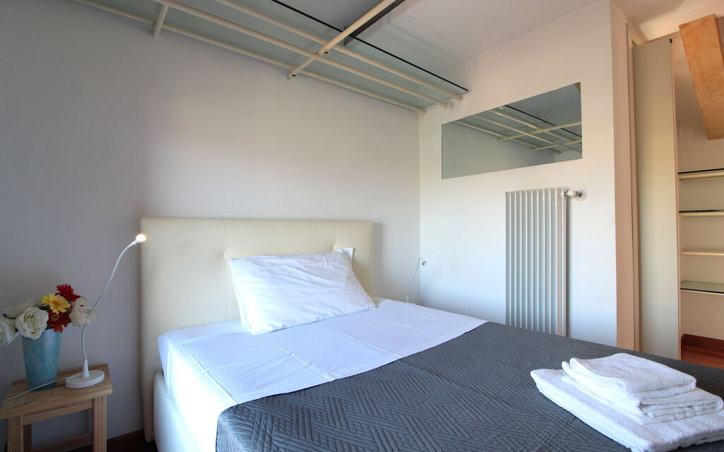 Silea Apartments, Pool, Garden, Treviso - : Autumn, Bedroom, Spring, Summer