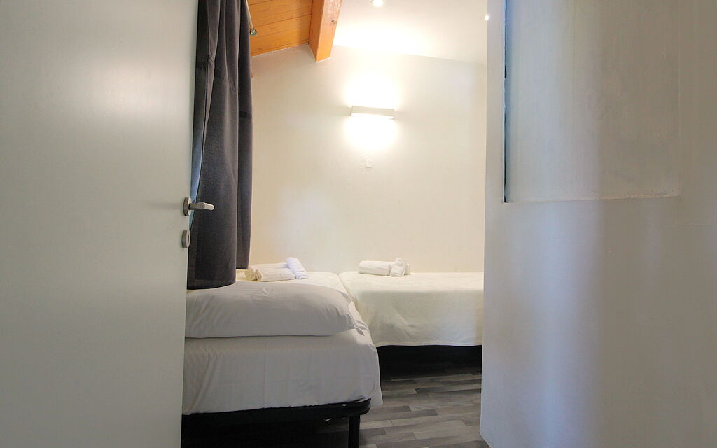 Silea Apartments, Pool, Garden, Treviso - : Autumn, Bedroom, Spring, Summer