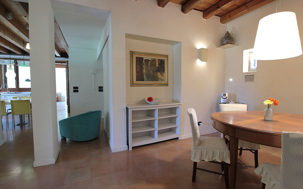 Silea Apartments, Pool, Garden, Treviso - : Autunno, Dettagli della stanza, Estate, Primavera