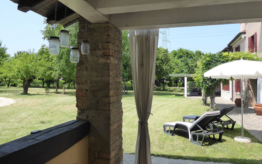 Silea Apartments, Pool, Garden, Treviso: Autunno, Estate, Giardino, Primavera