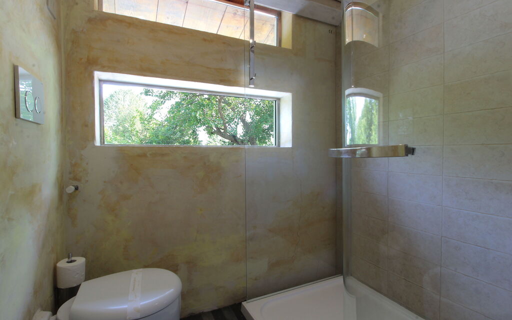 Silea Apartments, Pool, Garden, Treviso - : Autumn, Bathroom, Spring, Summer