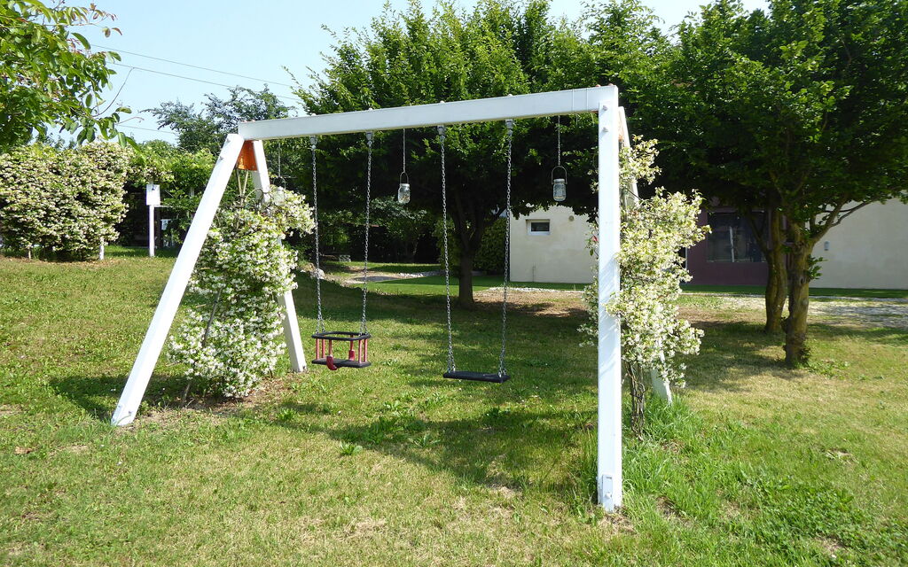 Silea Apartments, Pool, Garden, Treviso: Autunno, Estate, Giardino, Primavera