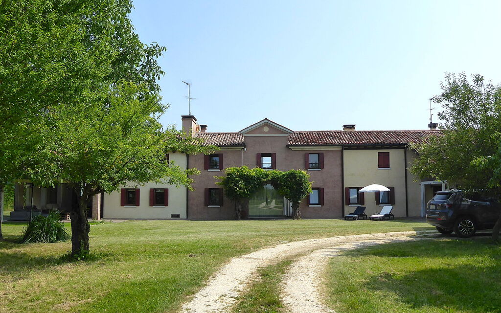 Silea Apartments, Pool, Garden, Treviso: Autunno, Estate, Giardino, Primavera