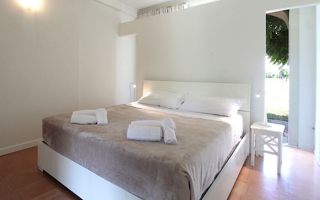 Silea Apartments, Pool, Garden, Treviso: Autunno, Dettagli della stanza, Estate, Primavera