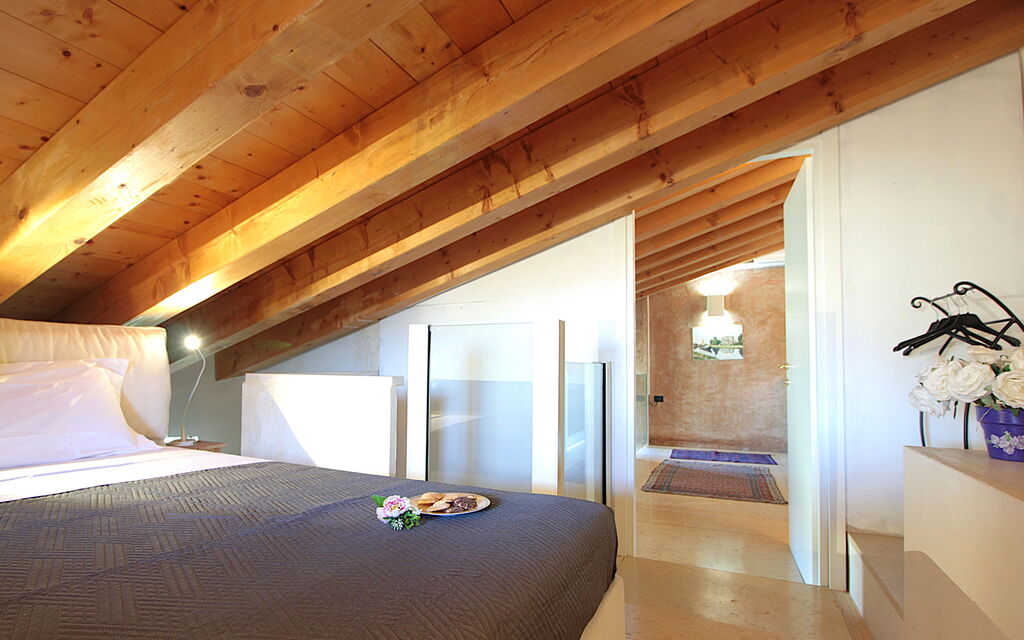 Silea Apartments, Pool, Garden, Treviso: Autunno, Dettagli della stanza, Estate, Primavera