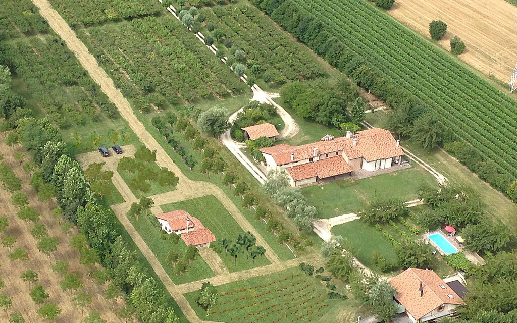 Silea Apartments, Pool, Garden, Treviso: Autunno, Estate, Primavera