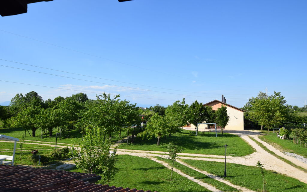 Silea Apartments, Pool, Garden, Treviso: Autunno, Estate, Giardino, Primavera