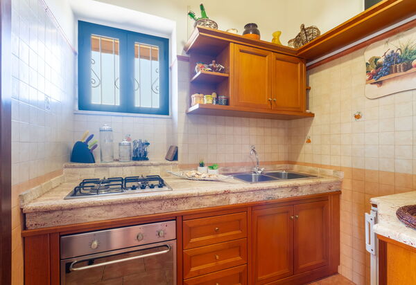 Luxury Private Villa With Garden: Autunno, Cucina, Estate, Primavera