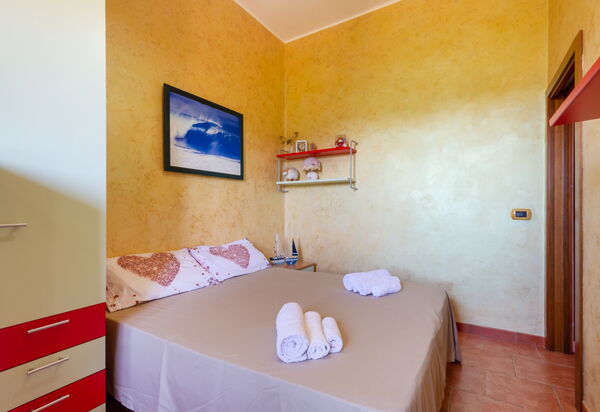 Luxury Private Villa With Garden: Autunno, Camera da letto, Estate, Primavera