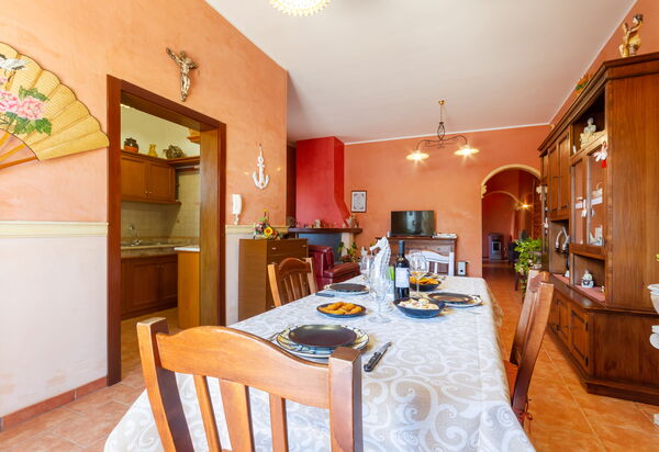 Luxury Private Villa With Garden: Autunno, Estate, Primavera, Soggiorno