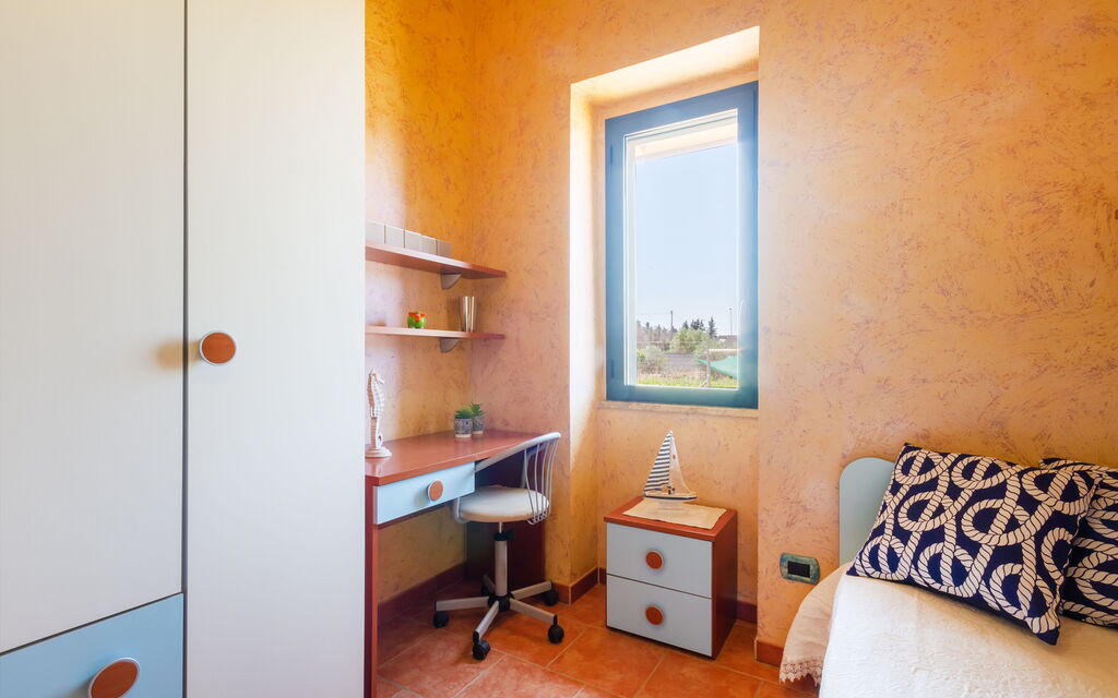 Luxury Private Villa With Garden: Autunno, Camera da letto, Estate, Primavera