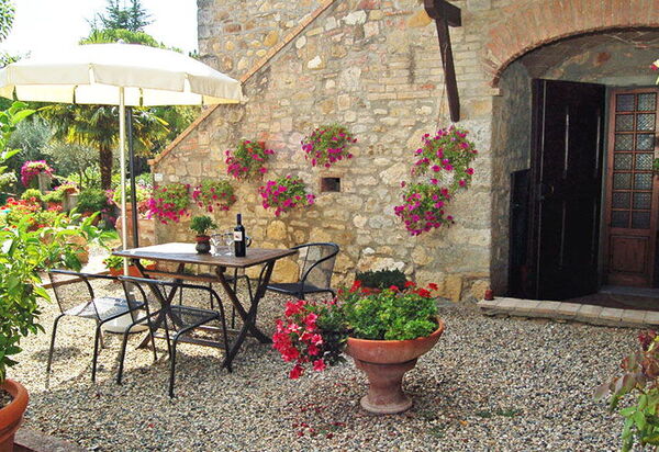 Agriturismo Agresto Apartments And Cottage, Pool, Casole D'elsa: Autunno, Estate, Esterni, Primavera