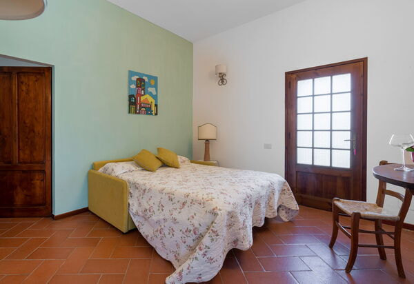 Agriturismo Agresto Apartments And Cottage, Pool, Casole D'elsa: Autunno, Bagno, Camera da letto, Estate, Primavera