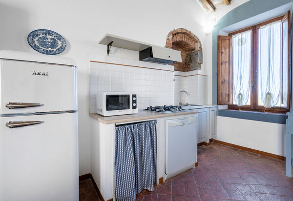 Agriturismo Agresto Apartments And Cottage, Pool, Casole D'elsa: Autunno, Bagno, Cucina, Estate, Primavera