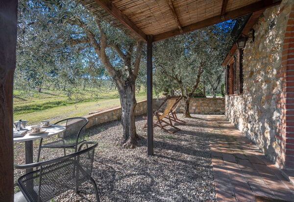 Agriturismo Agresto Apartments And Cottage, Pool, Casole D'elsa: Autunno, Estate, Giardino, Primavera